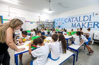 No Dia do Estudante, São Bernardo celebra avanços na Educação e salto de EMEBs no Ideb